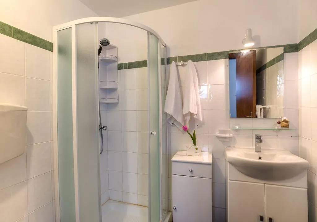 Appartamenti Pomelia Punta Secca Apartment